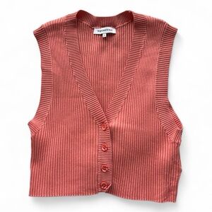 WeWoreWhat Coral Ribbed Button Vest